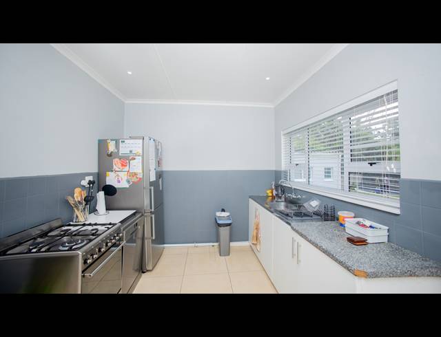 3 BEDROOM HOUSE FOR SALE IN BEACON BAY